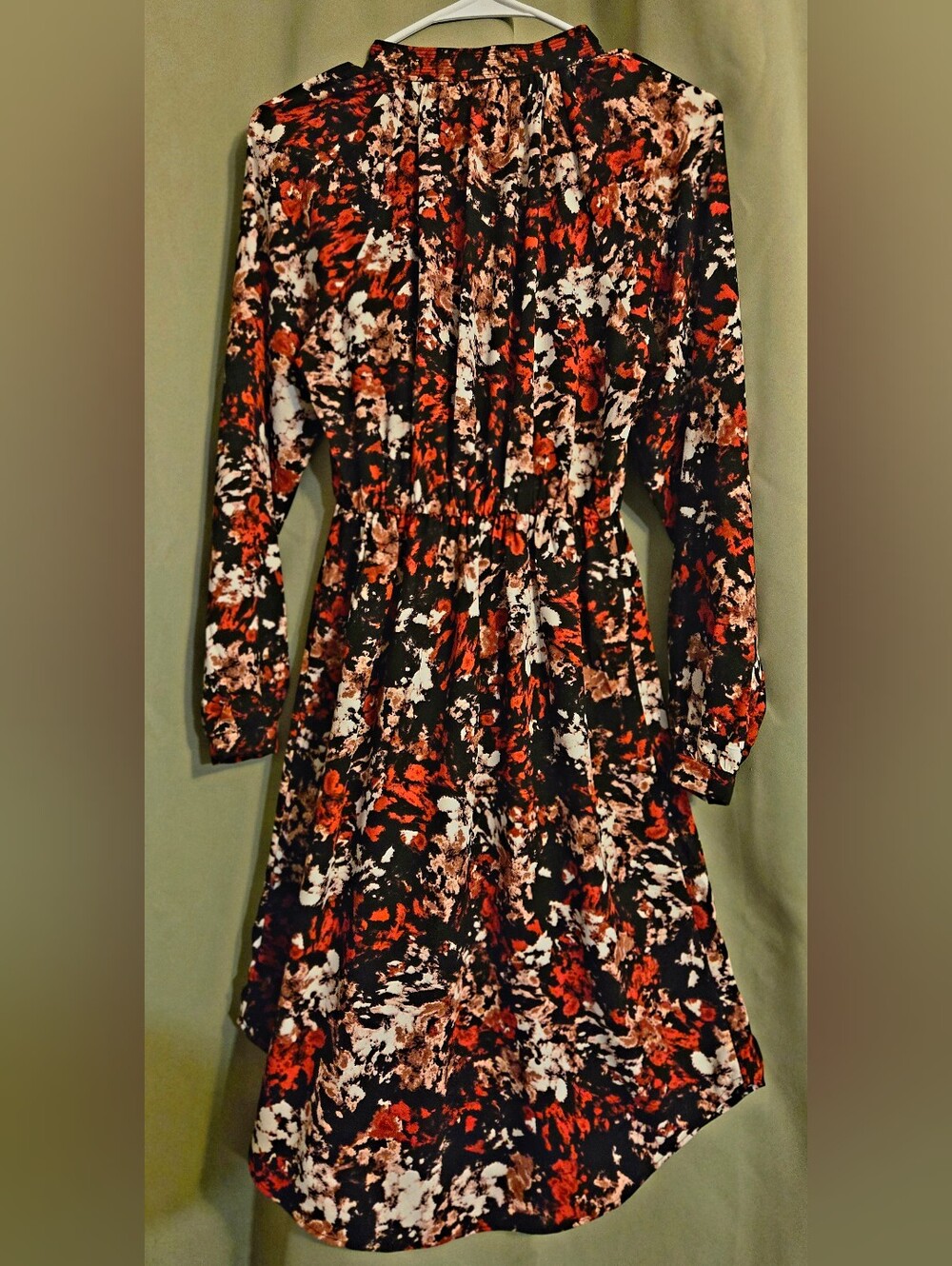 Long-sleeve midi dress